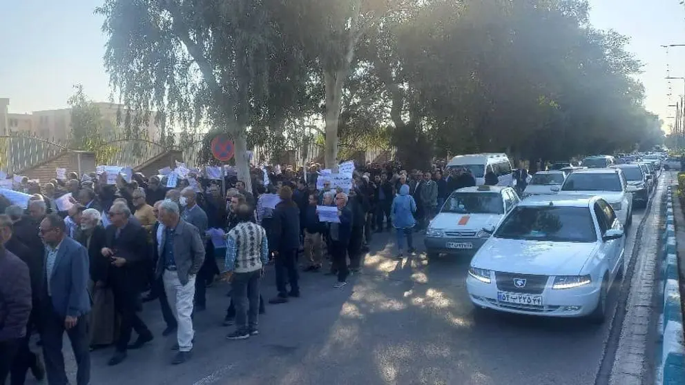 Retirees in Various Cities Hold Protests Over Livelihood Demands
